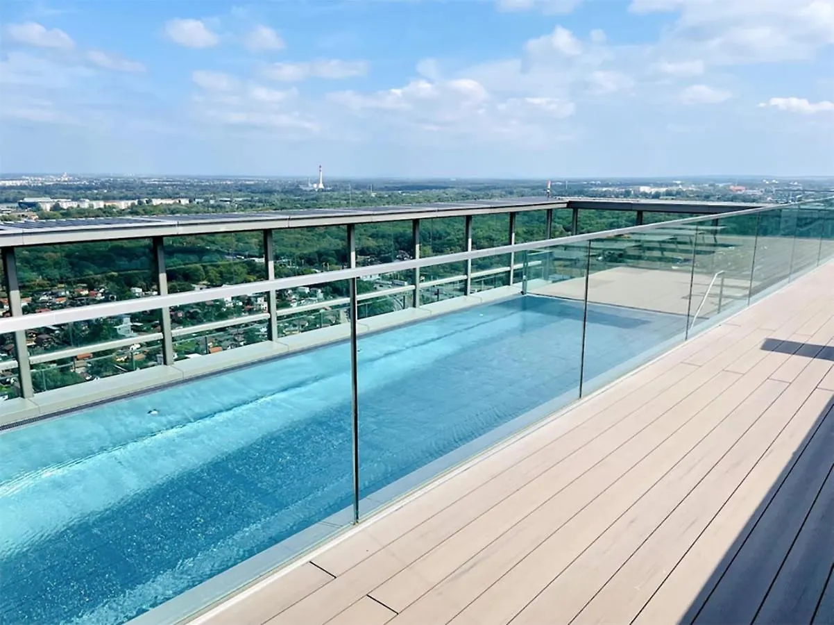 Apartament Sunrise Above Sky With Rooftop Pool Wiedeń Austria